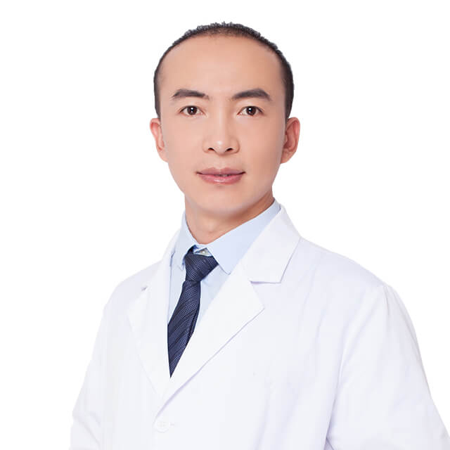 Cosmetic plastic surgeon, Yu Hongrui, good at  liposuction, nose job,eyelids surgeries